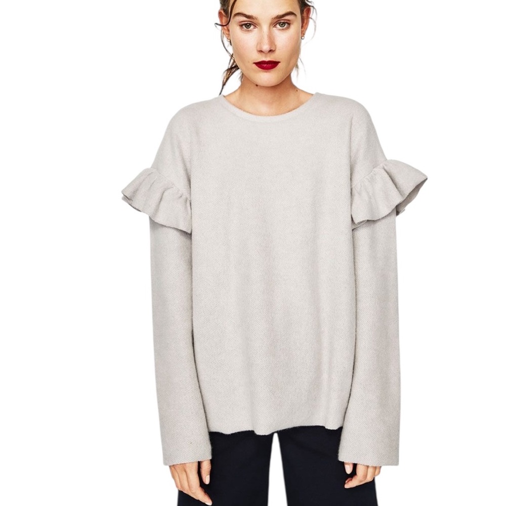 NEW Zara Gray Fuzzy Ruffle Sleeve Crewneck Pullover Top Sweater - M